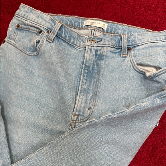 Abercrombie & Fitch High Rise Vintage Flare Jean - Picture 8 of 11